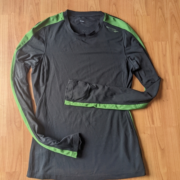 Saucony Jogging Shirt - Picture 1 of 7